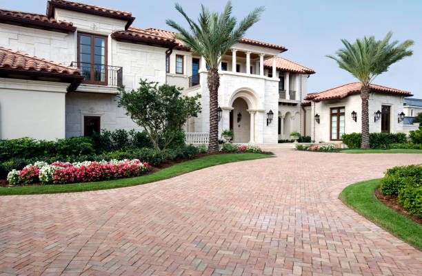 Best Commercial Driveway Pavers  in Lamont, CA